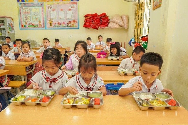 Đề xuất có tiêu chuẩn dinh dưỡng học đường thống nhất trên toàn quốc