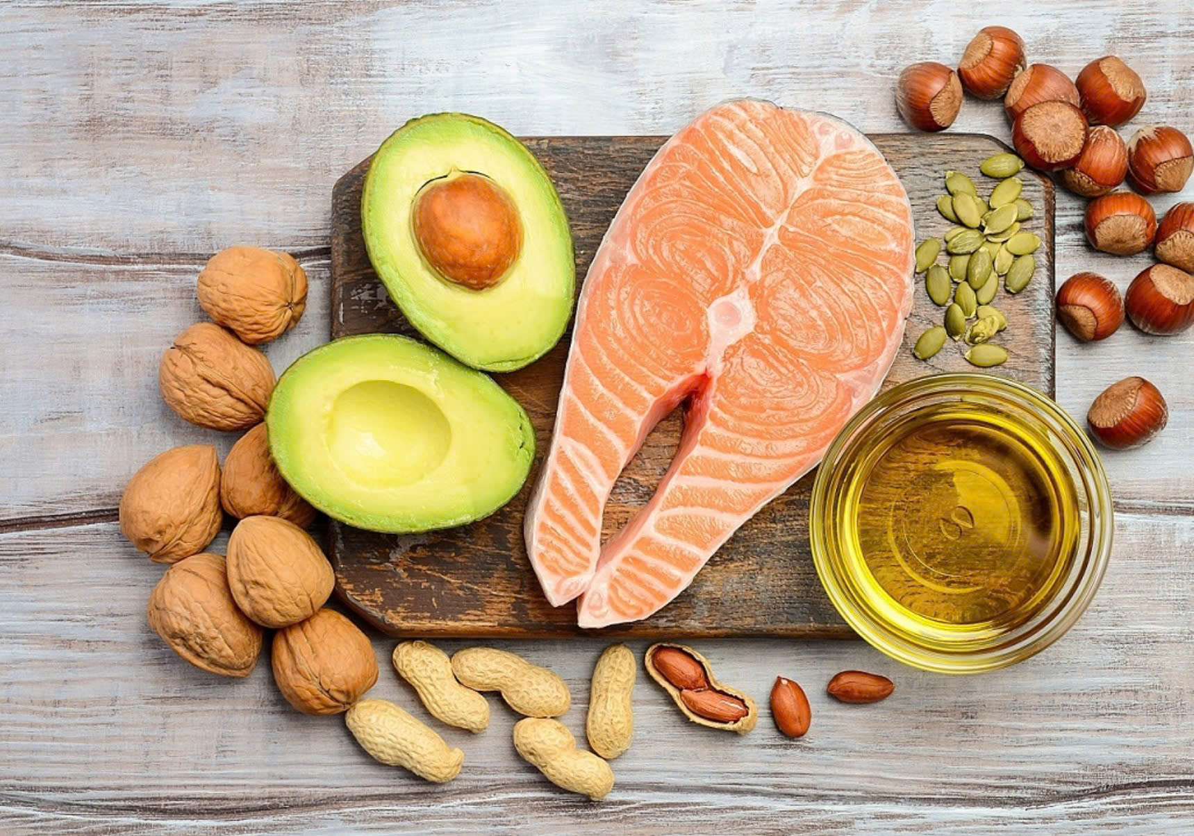 7 thói quen âm thầm gây tăng cân sau tuổi 40